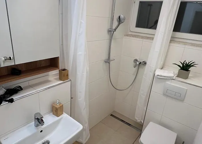 Beckhomes Bb- Gemuetliche, Neue * Bischberg