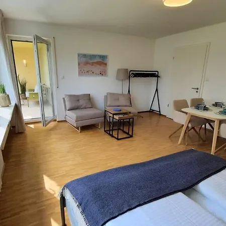 Beckhomes Bb- Gemuetliche, Neue Apartment Bischberg