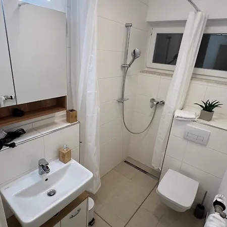 Beckhomes Bb- Gemuetliche, Neue * Bischberg